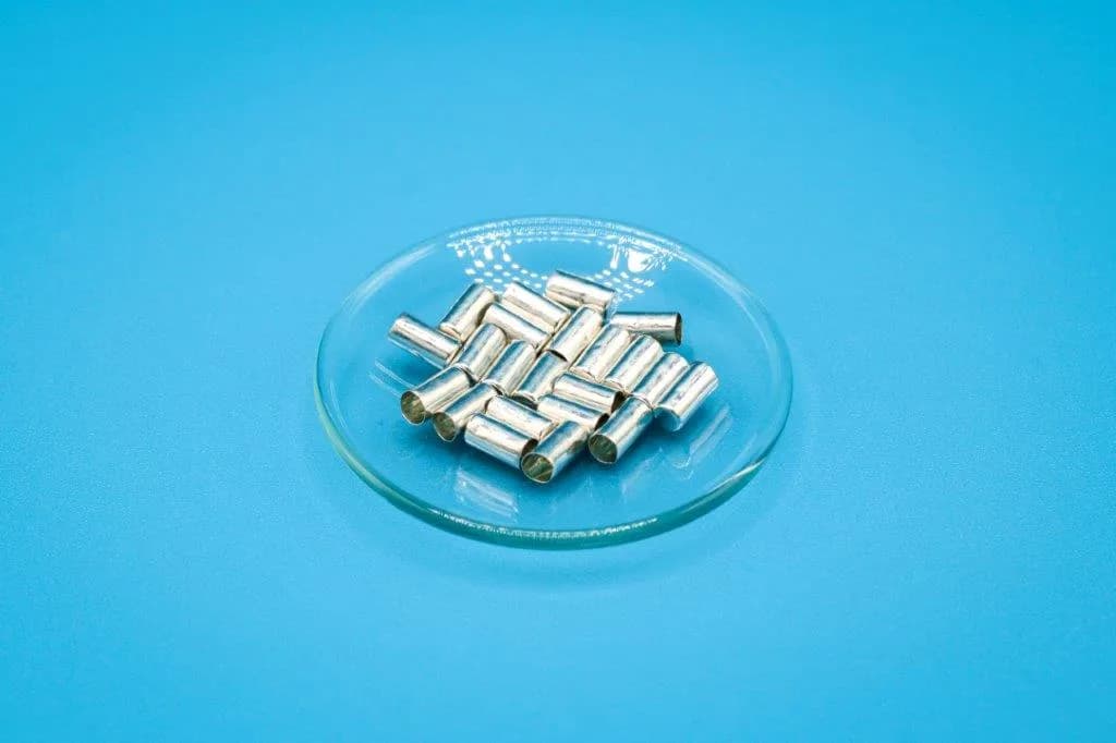 Silberkapseln für Flüssigkeiten 3,5 x 9 mm, V = 0,07 ml