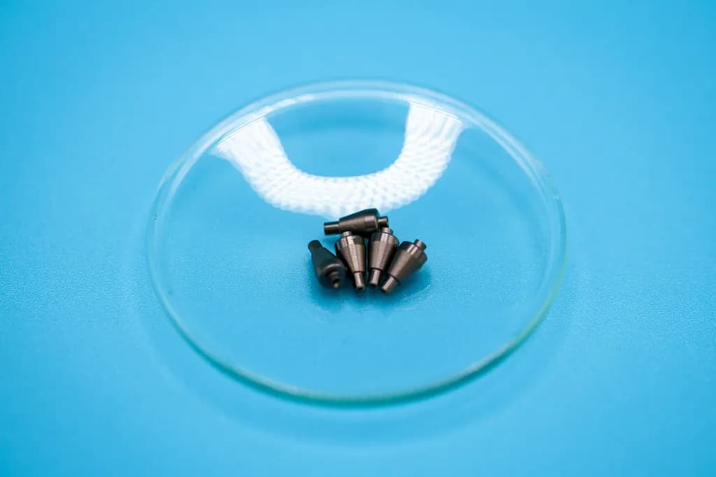 Fused Silica Adapter 1/16", for tubing 0.5 mm OD