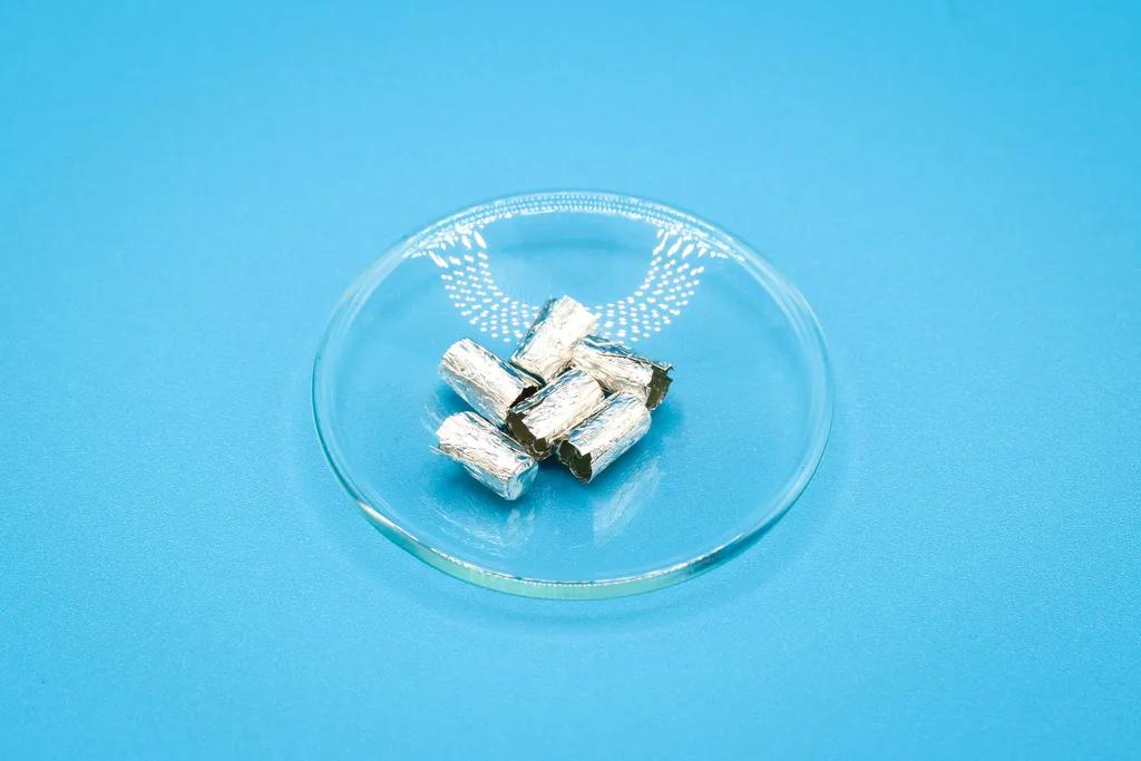 Pressed silver capsules (for solids) 5 x 9 mm