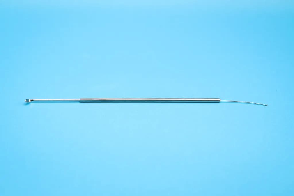 Micro-spatula for right handers