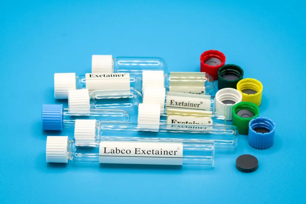 12 ml Exetainer® Borosilicate vial, non-evacuated, labelled, round bottom, white cap