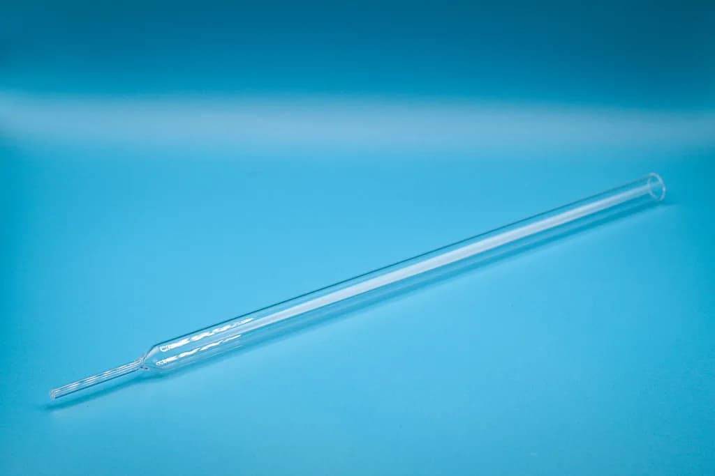 Quarz tube transparent 450 x 18 x 14 mm, tapering 60 x 6 mm